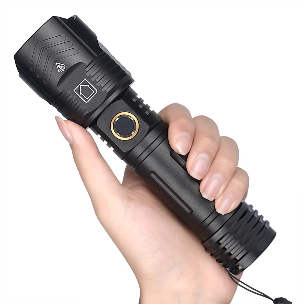 ELLORA - 1500lm Flashlight - CompassNature